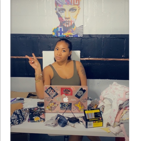 I AM BRIANNA‼️ 💐 - Picture 9 of 9